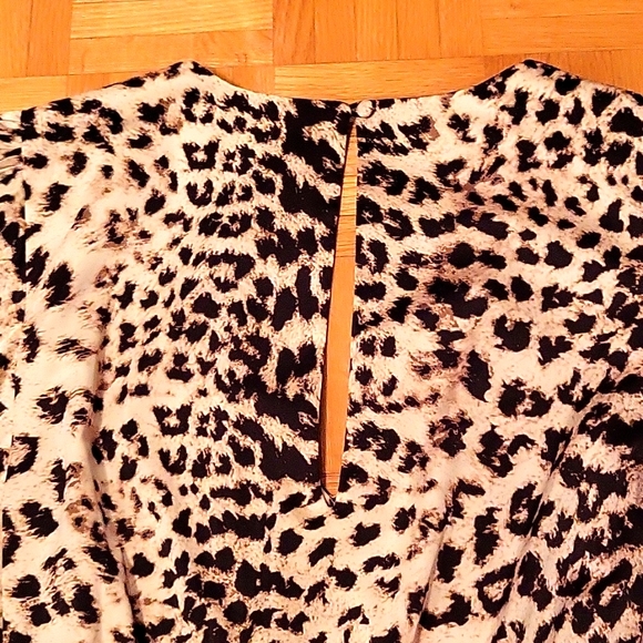 NWOT Sexy Satiny Leopard Print Jumpsuit by INC! Pockets! L - Picture 16 of 17